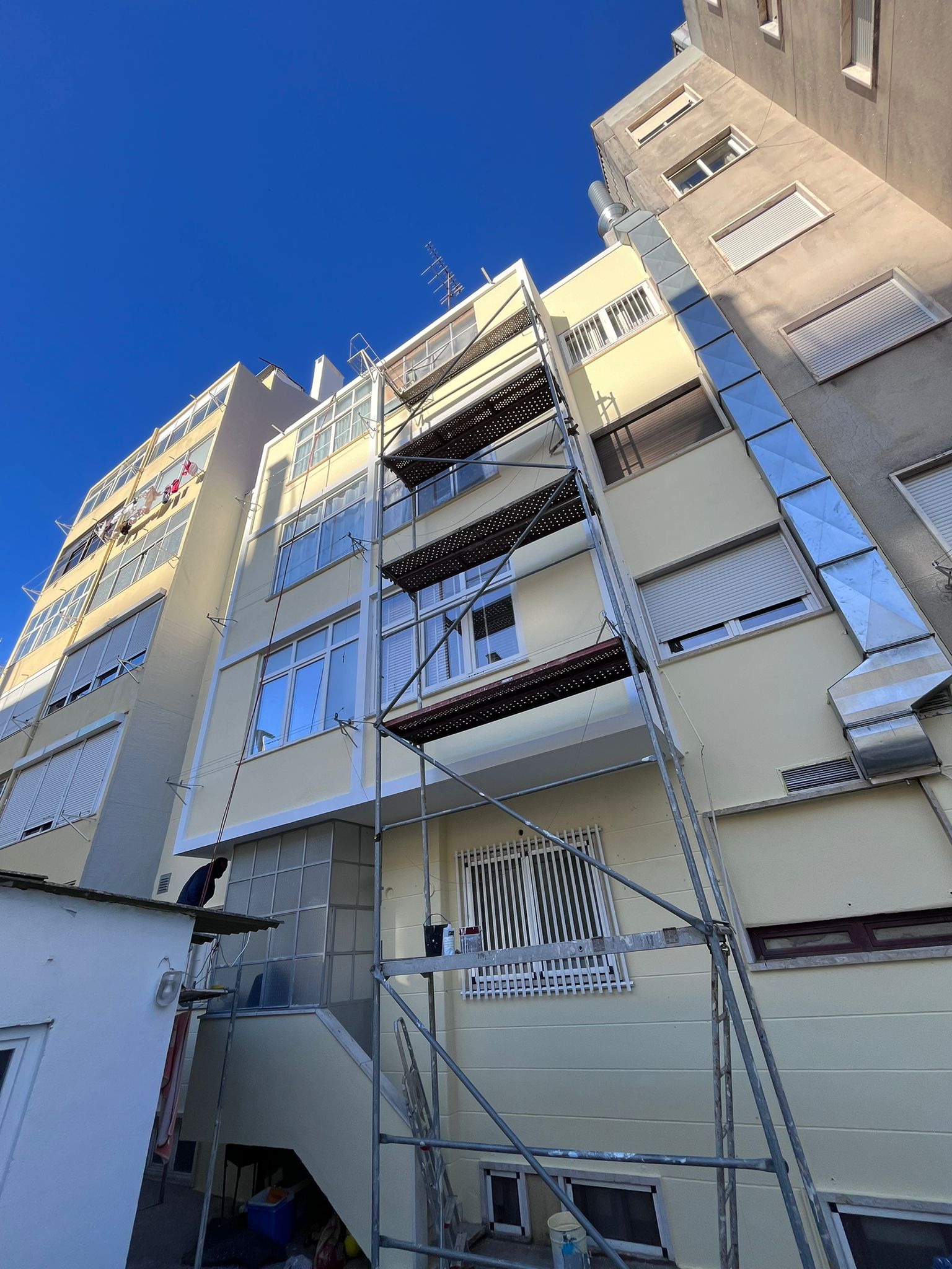 WhatsApp Image 2024-10-15 at 16.31.02 (1)