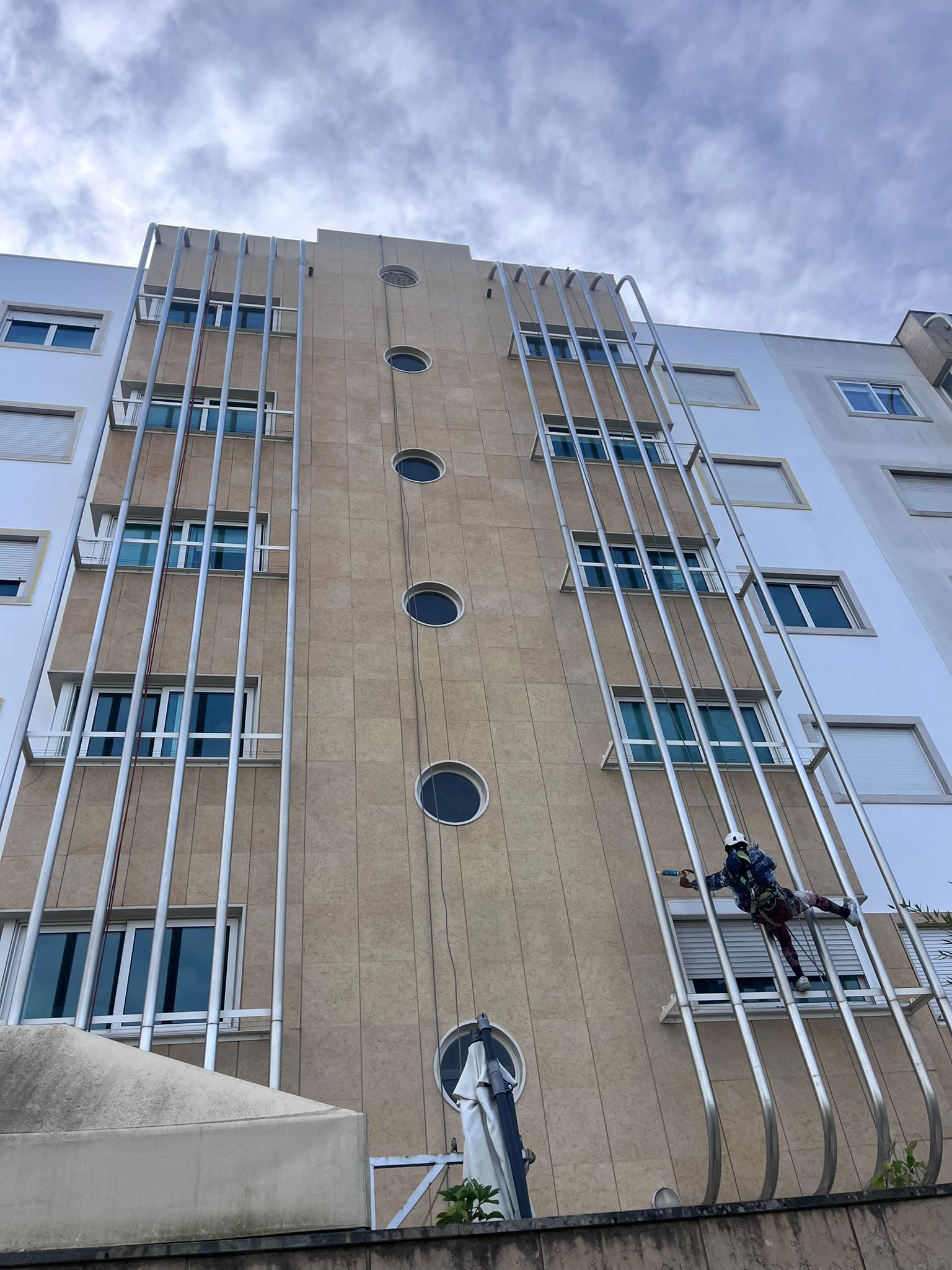 WhatsApp Image 2024-10-15 at 16.39.21 (5)