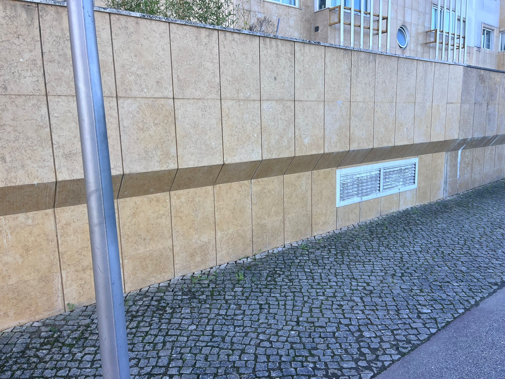 WhatsApp Image 2024-10-15 at 16.39.25 (1)