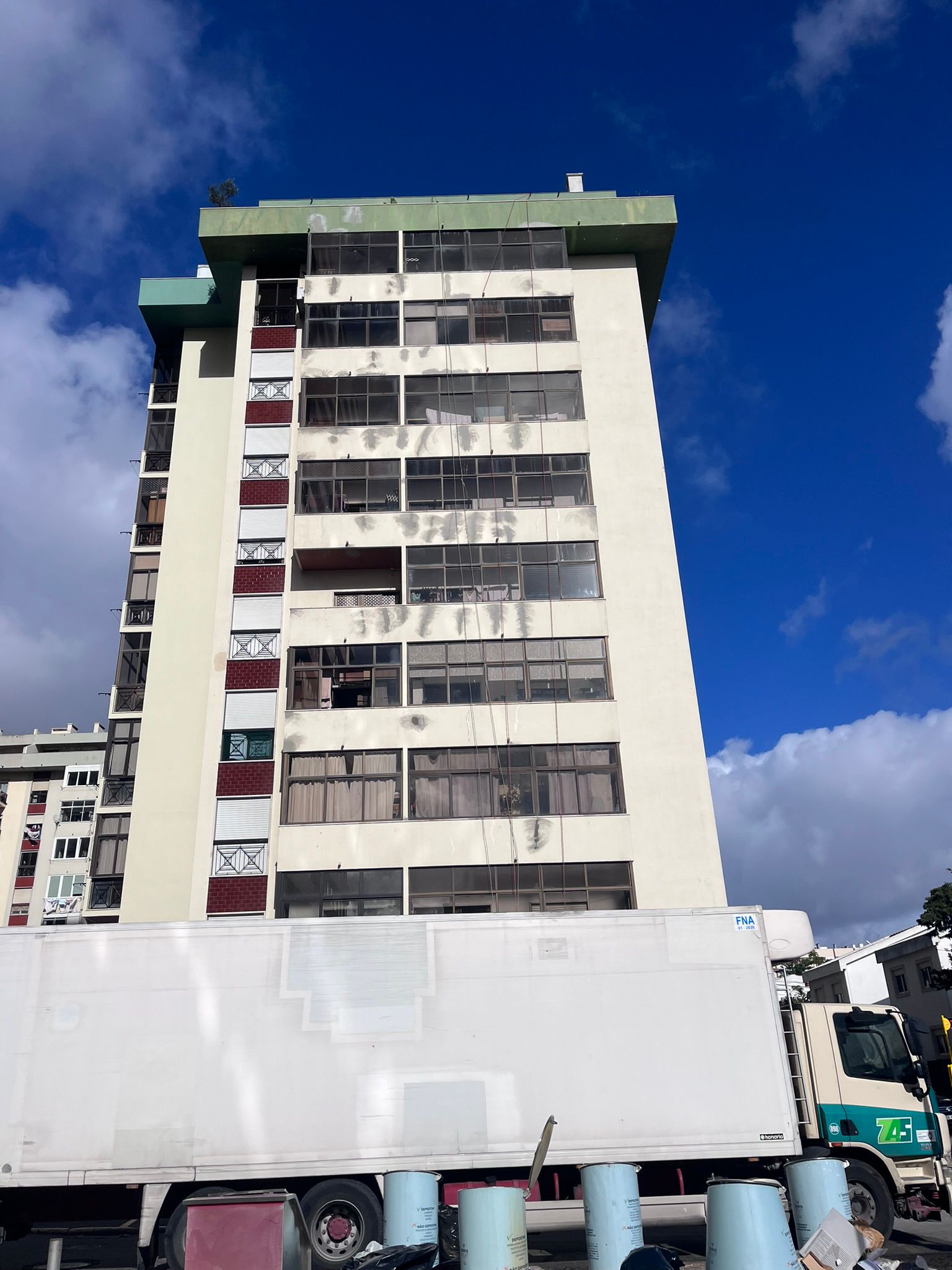 WhatsApp Image 2024-10-15 at 16.51.39 (1)