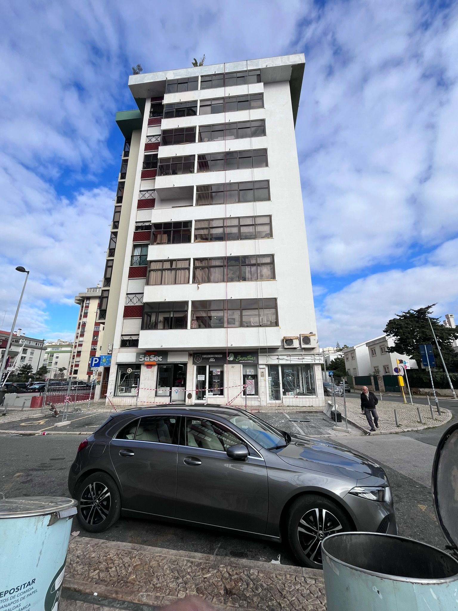 WhatsApp Image 2024-10-15 at 16.51.47 (1)