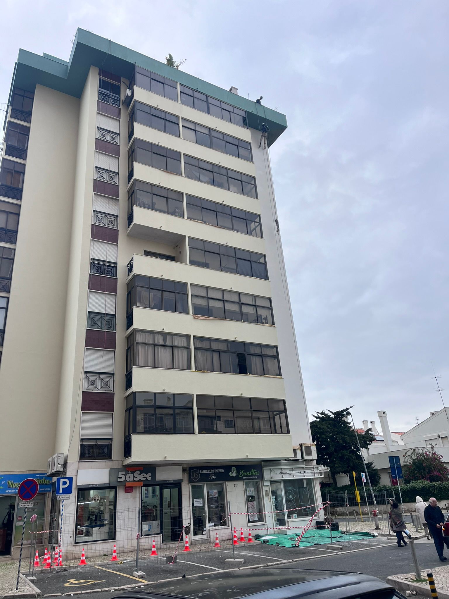 WhatsApp Image 2024-10-15 at 16.51.47 (2)