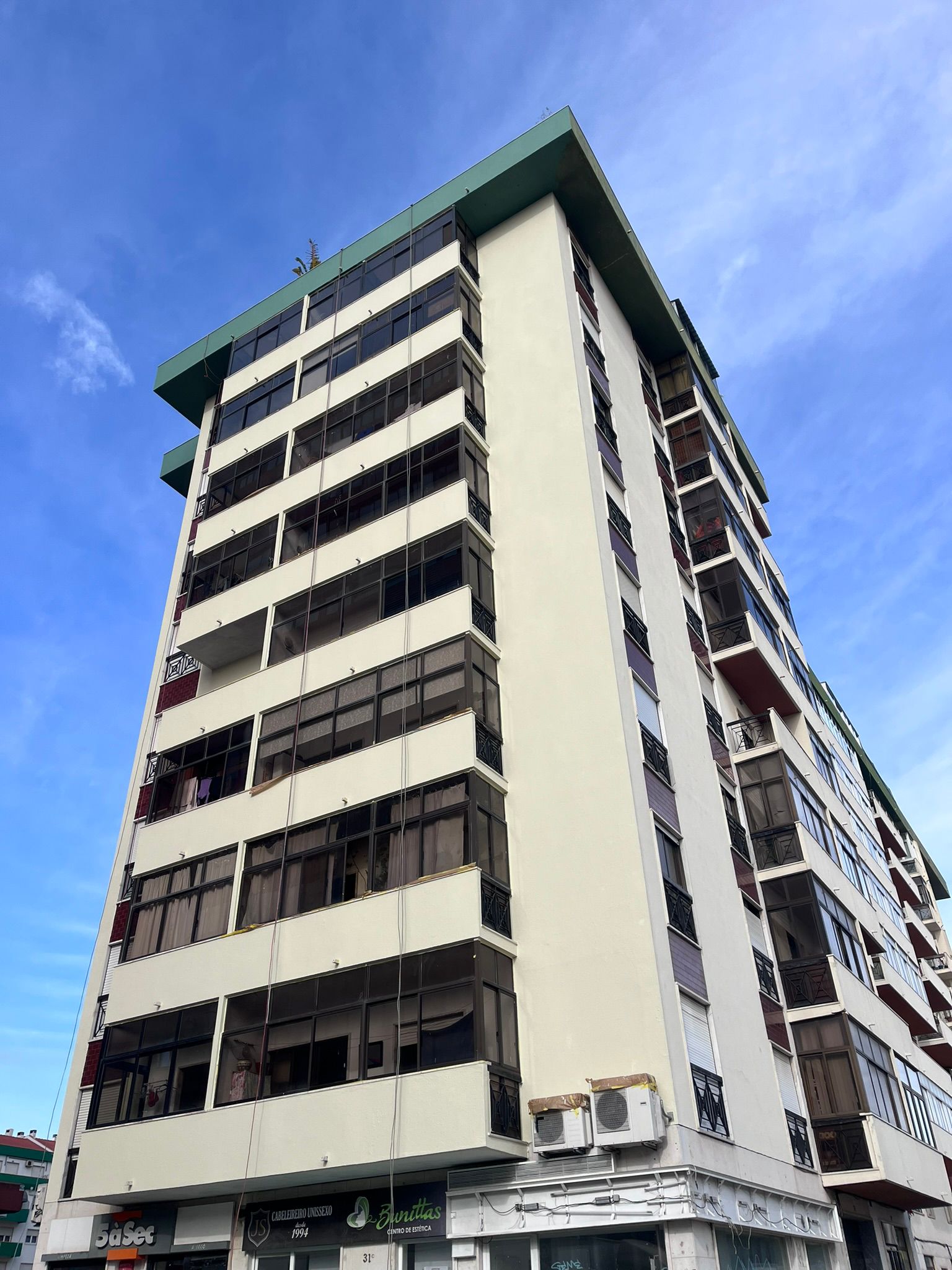 WhatsApp Image 2024-10-15 at 16.51.48 (1)