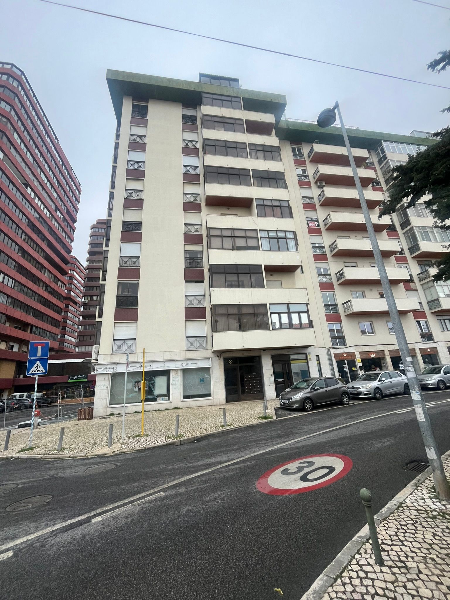 WhatsApp Image 2024-10-15 at 16.51.48 (4)