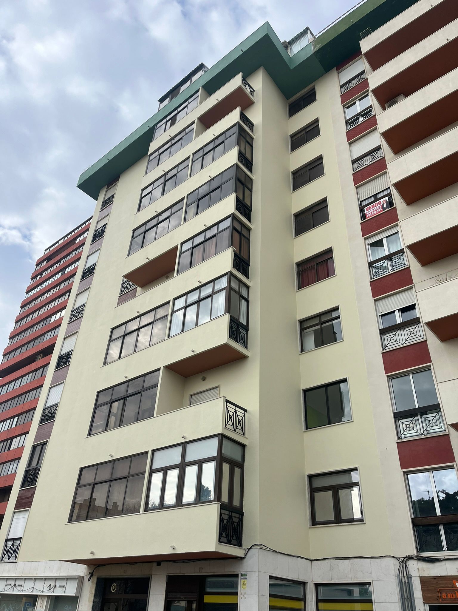 WhatsApp Image 2024-10-15 at 16.51.52 (3)