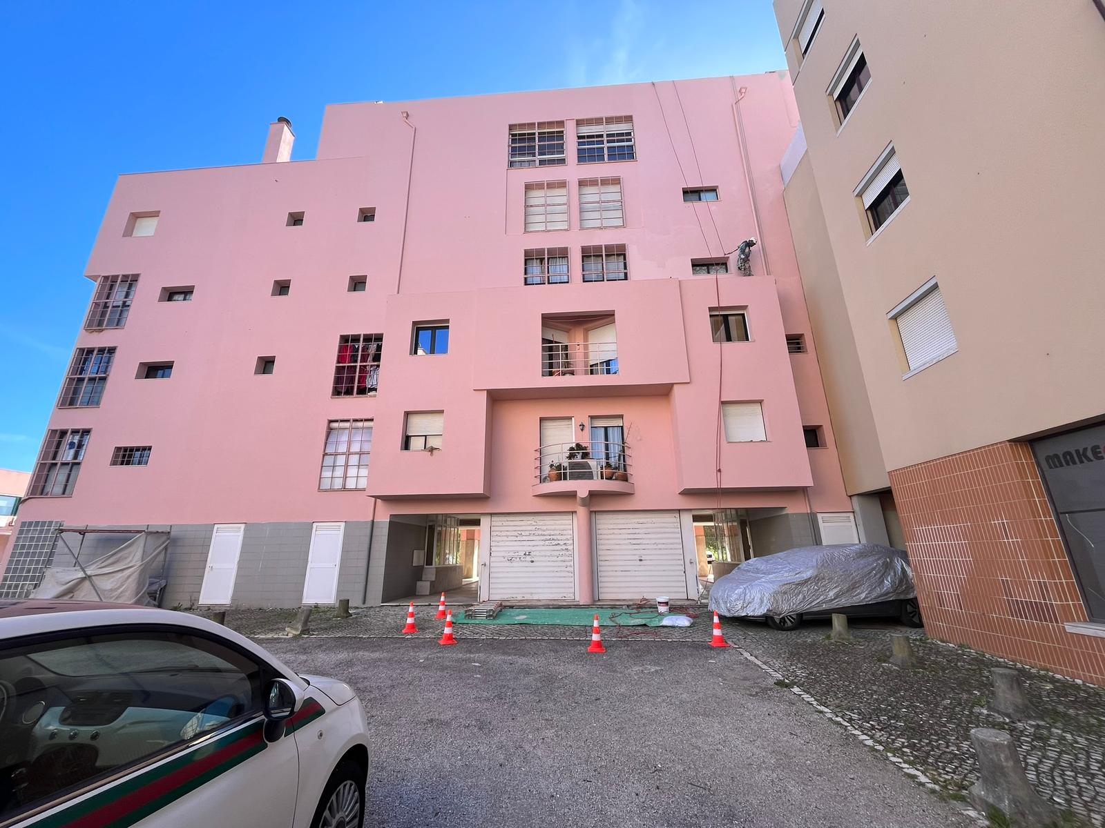 WhatsApp Image 2024-10-15 at 17.02.18 (1)