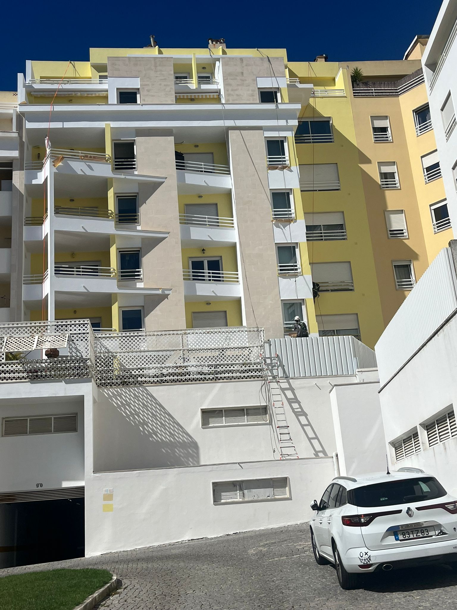 WhatsApp Image 2024-10-15 at 17.23.57