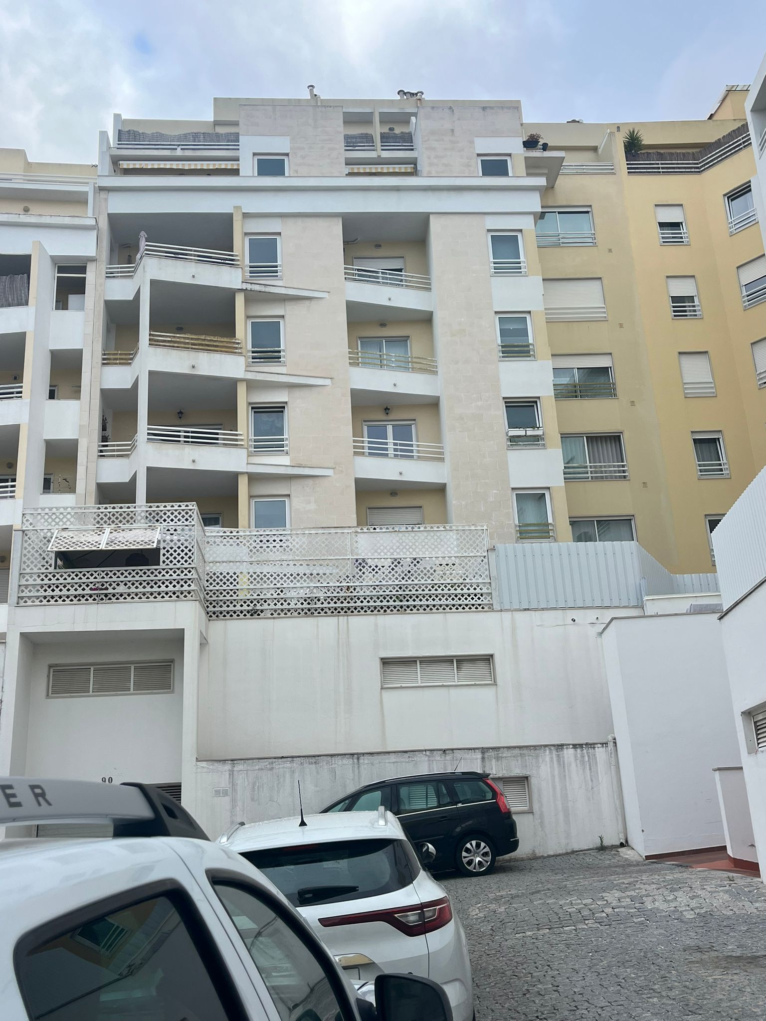 WhatsApp Image 2024-10-15 at 17.24.02 (3)